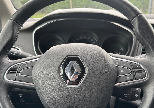 Renault Megane cena 53900 przebieg: 103850, rok produkcji 2020 z Garwolin małe 106